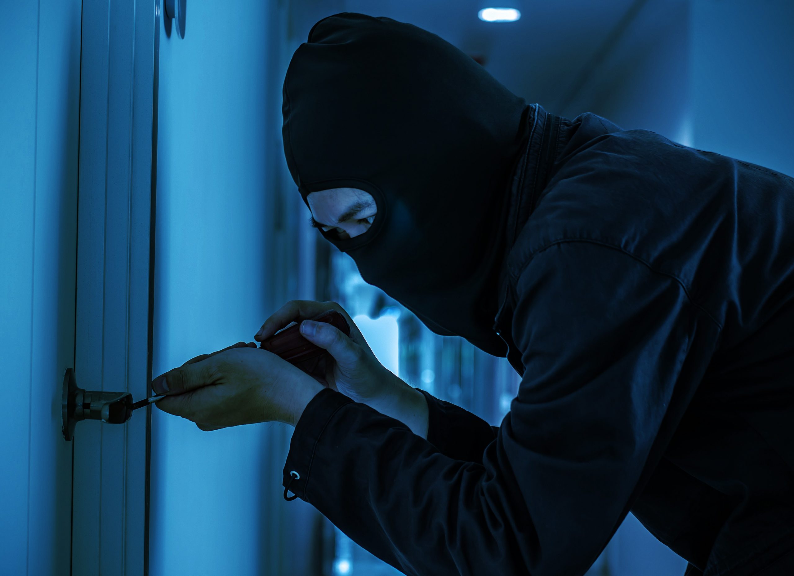 Le point de colle nouvelle technique de cambriolage