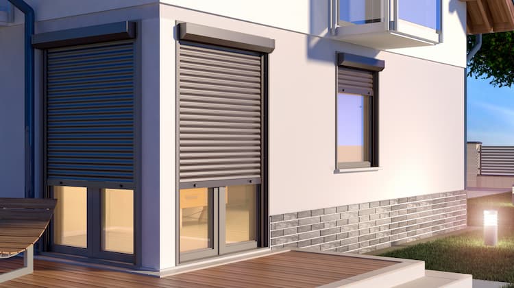 Quelles solutions pour bien protéger ses fenêtres contre les cambriolages ?  - AMCC