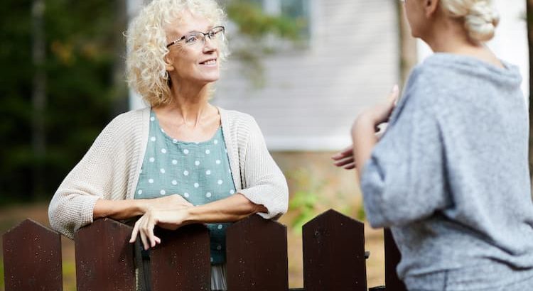 Faut-il avertir ses voisins lorsque l’on installe une alarme dans son domicile ?